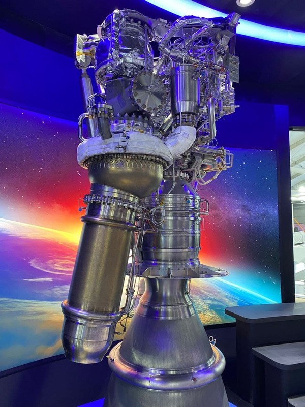 누리호 75톤 액체로켓 엔진 (사진 = (주)한화)